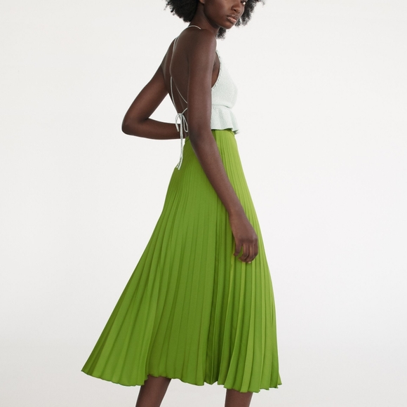 NWT Zara Pleated Midi Skirt - Green - Picture 4 of 9